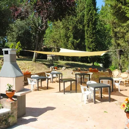 Al Vecchio Fienile Couette-café Lucignano